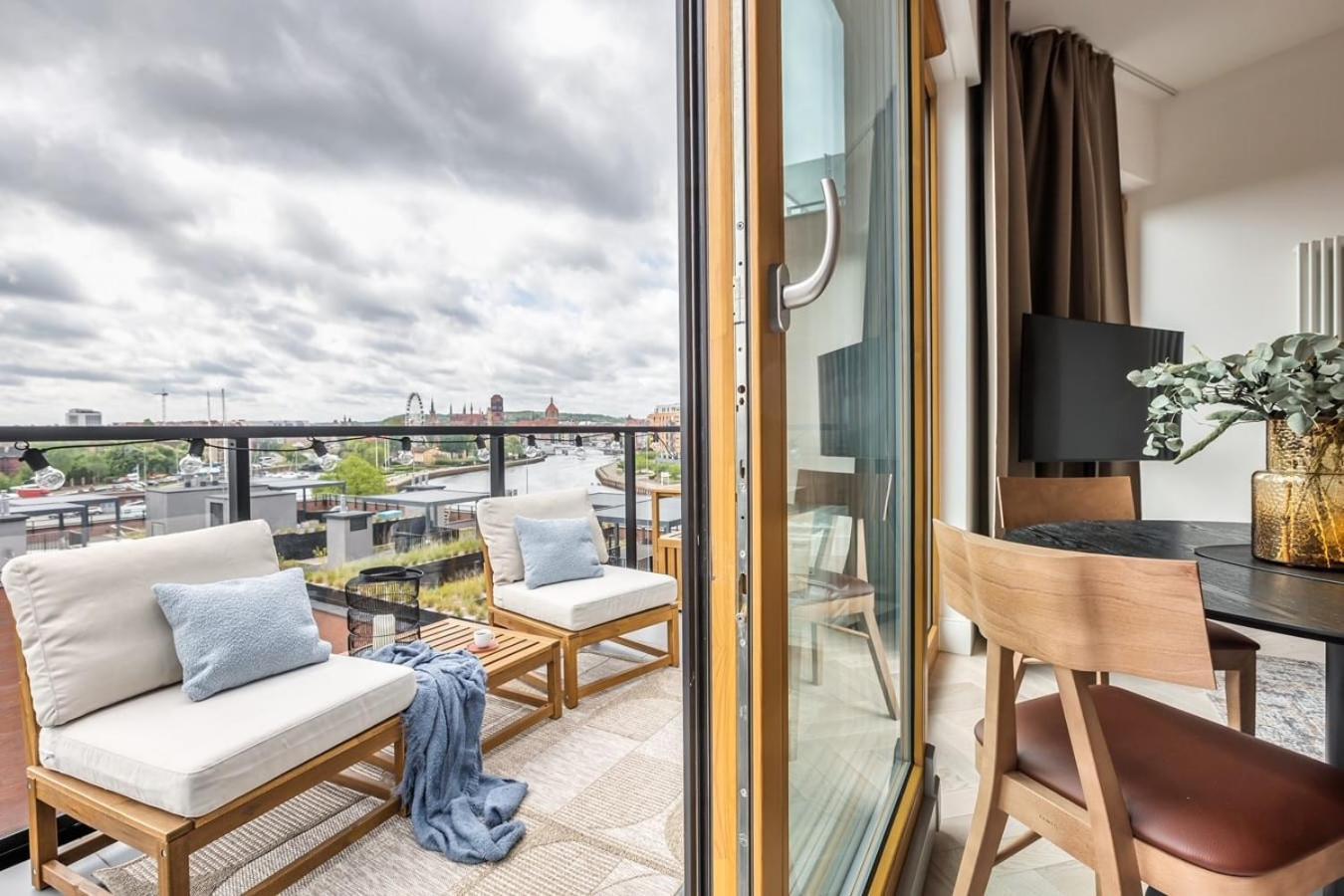 The Motlavian By Renters Prestige Apartment