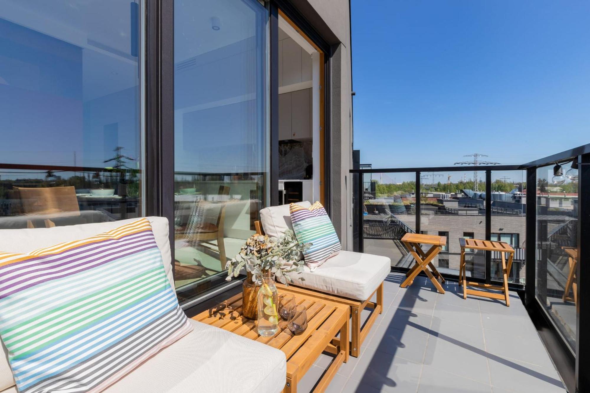 The Motlavian By Renters Prestige * Danzig
